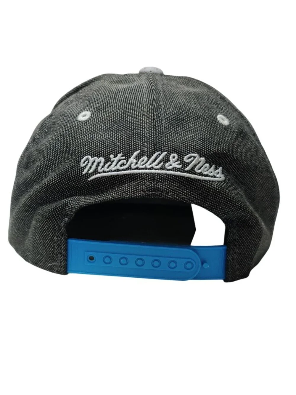 Mitchell & Ness Dallas Mavericks Hat Snapback Gray Black Retro NBA Adjustable